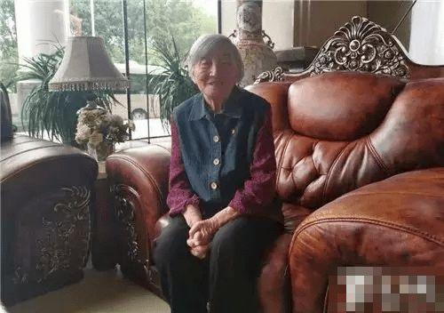 吃瓜群众吴明珠视频,揭秘娱乐圈幕后故事