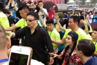 吃瓜群众爱克斯,揭秘网络热议背后的真相