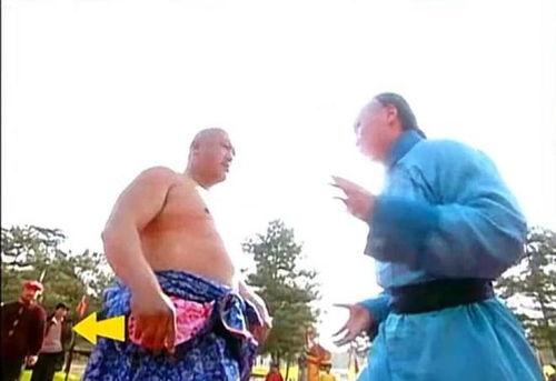 吃瓜群众必看的穿帮镜头,那些让人捧腹大笑的穿帮镜头大盘点